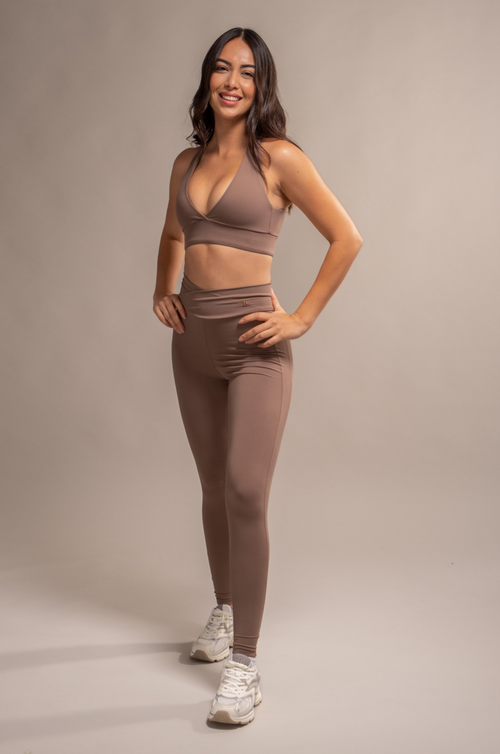 HIGH QUALITY RESTLESS ACTIVEWEAR SET WOMEN |Color:TIERRA

ropa deportiva RESTLESS para mujer bonita de alta calidad  ROPA DEPORTIVA COLOMBIA ROPA DEPORTIVA ORGANICA |Color:TIERRA