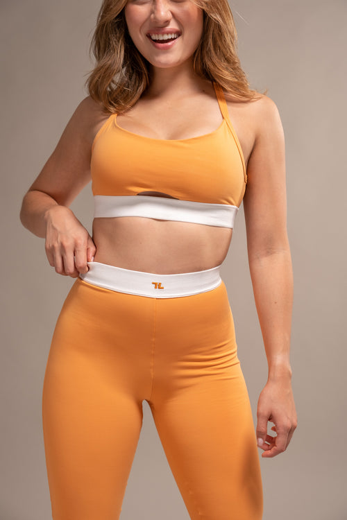 RESTLESS HIGH QUALITY NYLON ACTIVEWEAR SET WOMEN

ropa deportiva RESTLESS para mujer bonita de alta calidad 

NYLON NATURAL FABRICS|Color:JOY